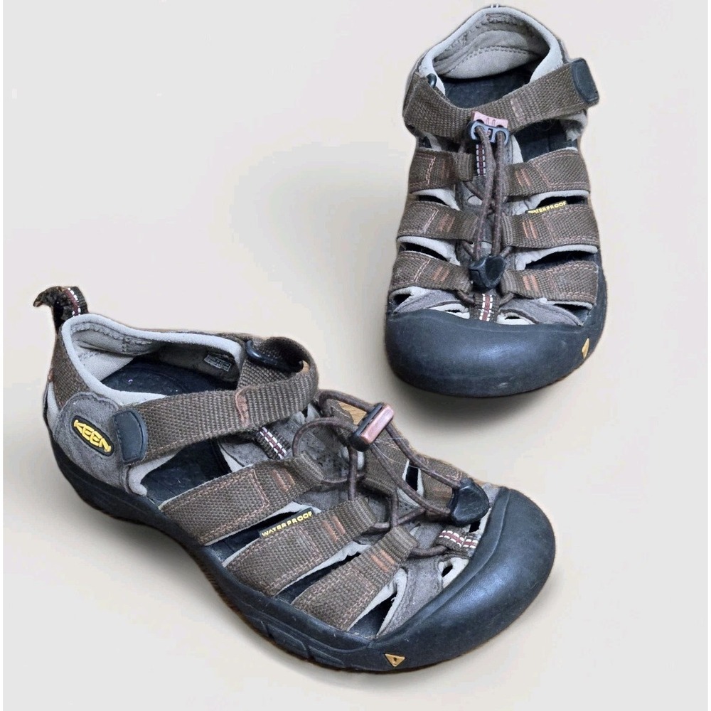 KEEN NEWPORT Brown Hiking Sandals‎ Size 3 Waterproof Outdoor Travel Shoes